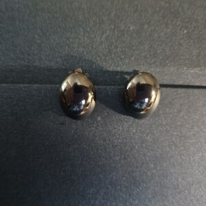 Vintage clip-ons silver-toned and hematite
